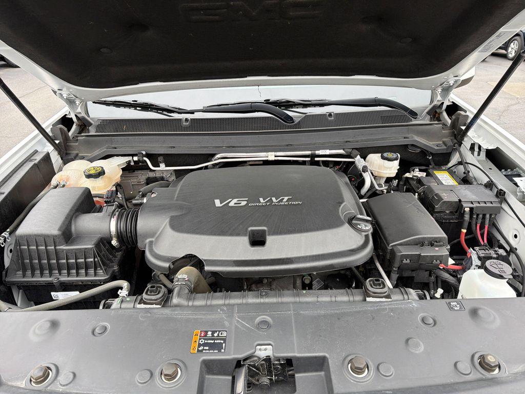 used 2022 GMC Canyon car, priced at $30,999