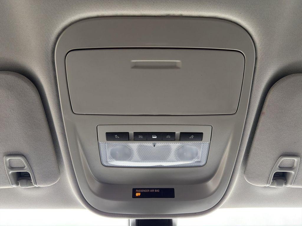 used 2022 GMC Canyon car, priced at $30,999