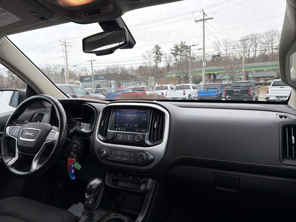 used 2022 GMC Canyon car, priced at $30,999