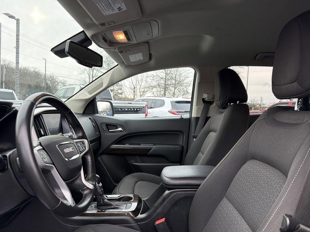 used 2022 GMC Canyon car, priced at $30,999