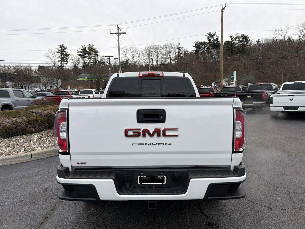 used 2022 GMC Canyon car, priced at $30,999