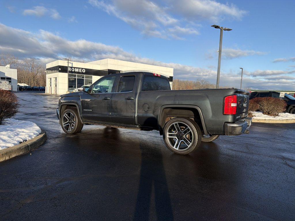 used 2018 GMC Sierra 1500 car, priced at $18,499