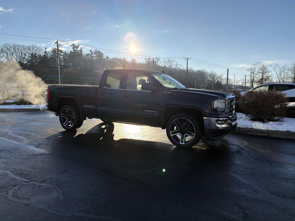 used 2018 GMC Sierra 1500 car, priced at $18,499