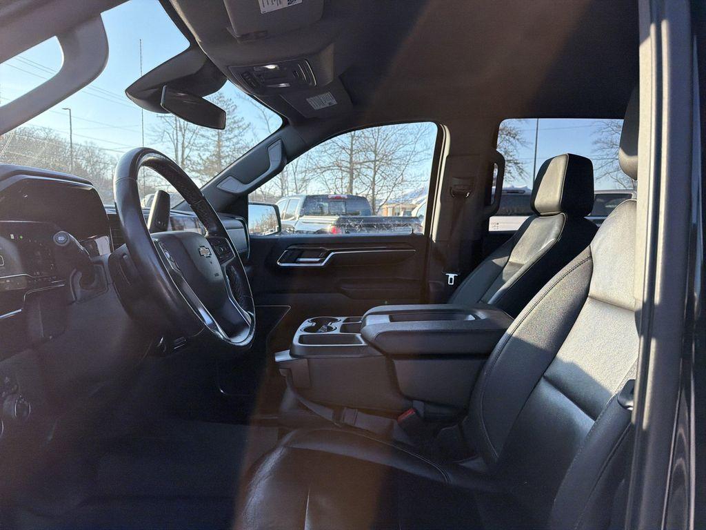 used 2022 Chevrolet Silverado 1500 car, priced at $34,499