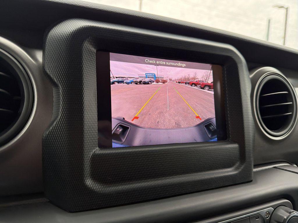 used 2023 Jeep Gladiator car, priced at $32,499