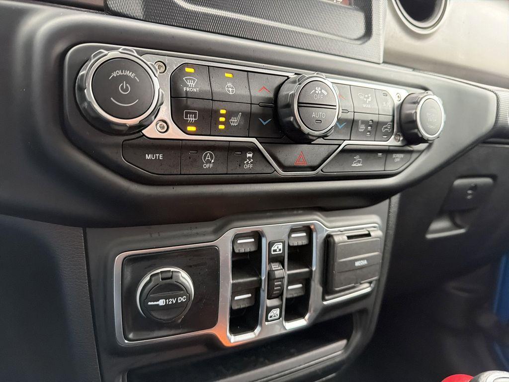 used 2023 Jeep Gladiator car, priced at $32,499