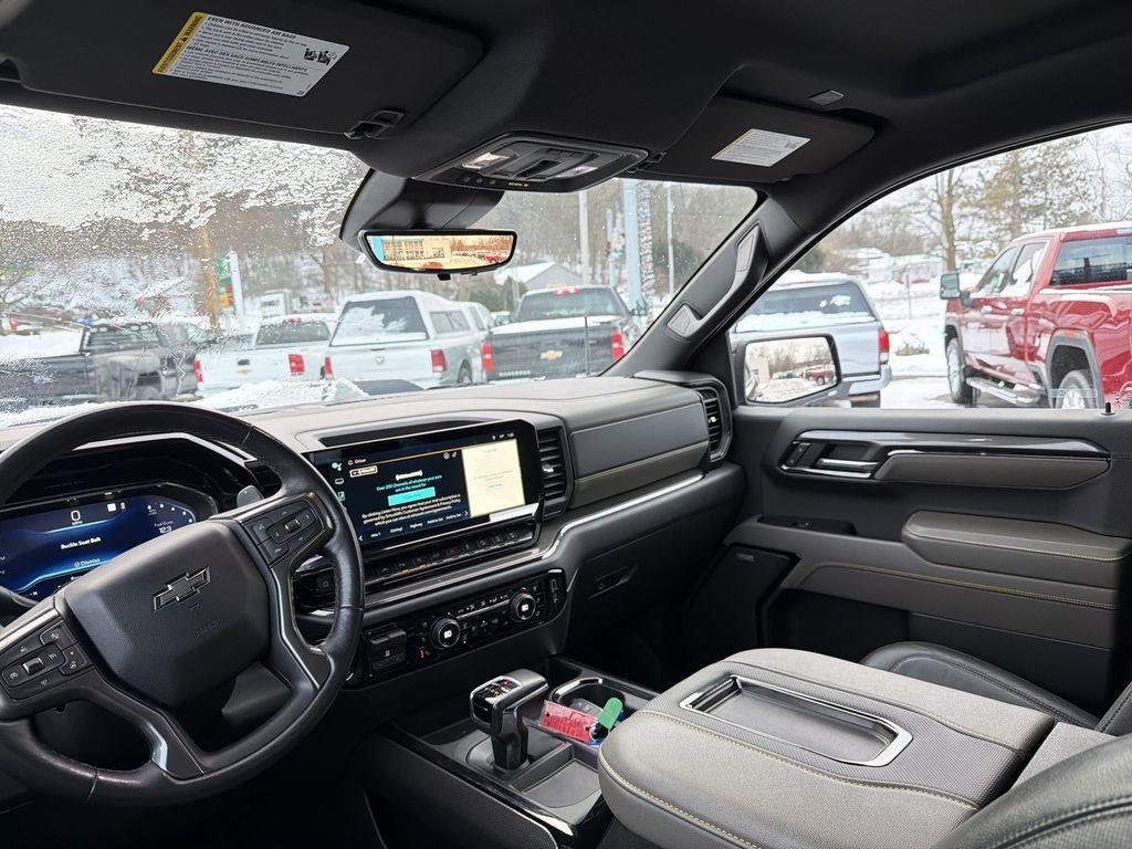 used 2022 Chevrolet Silverado 1500 car, priced at $47,999