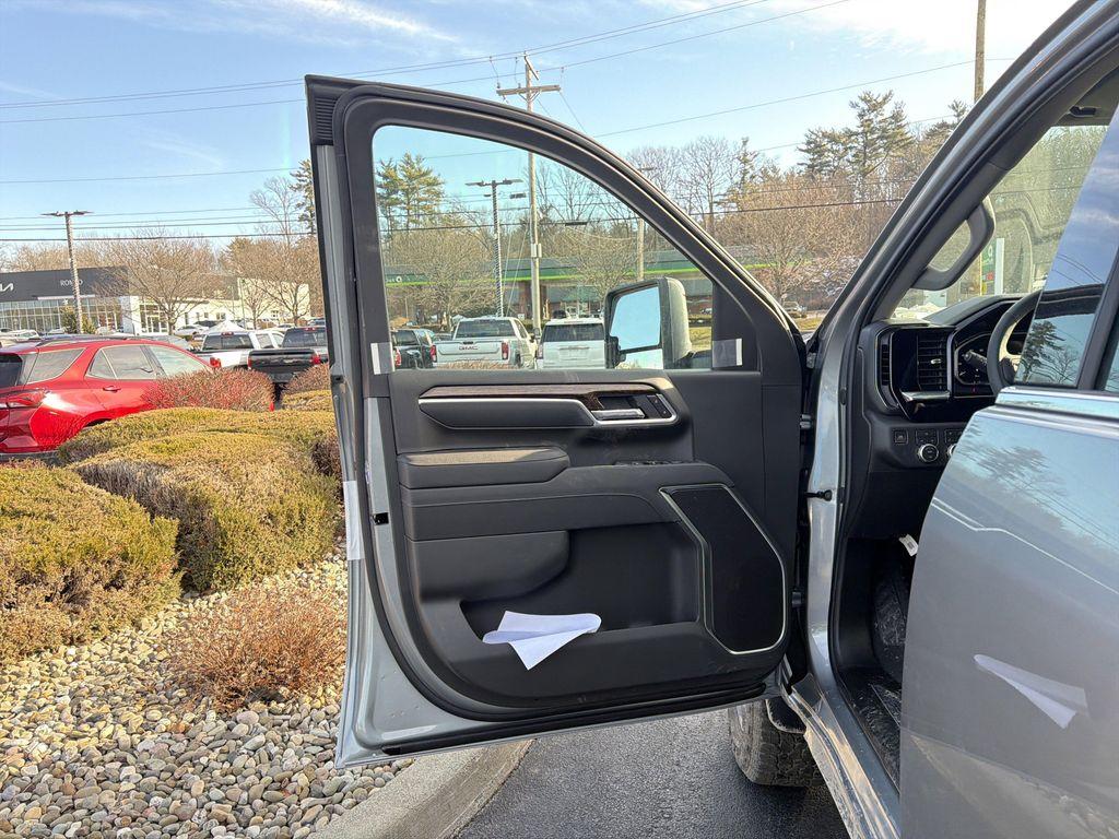 new 2026 GMC Sierra 2500 car, priced at $77,585