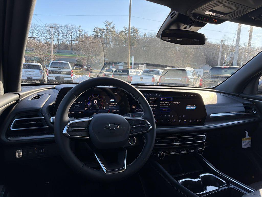 new 2026 Chevrolet Traverse car, priced at $47,405