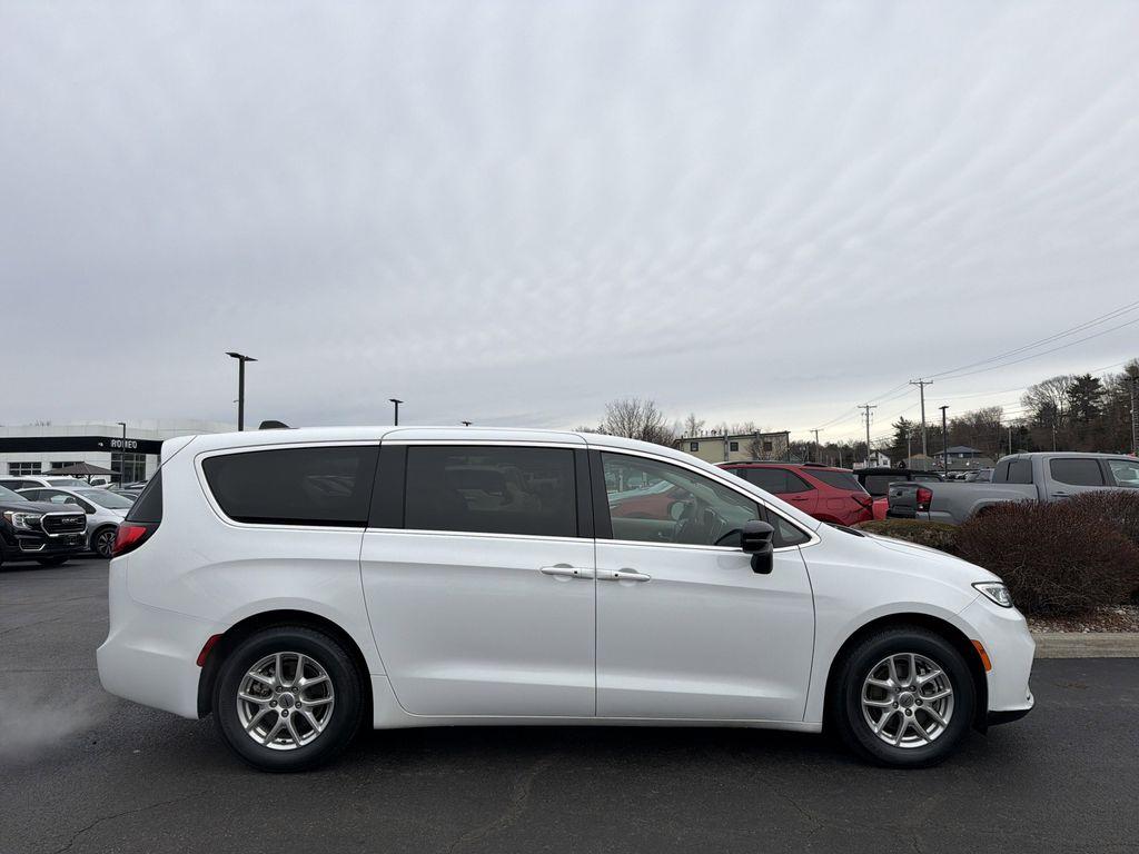 used 2024 Chrysler Pacifica car, priced at $24,499