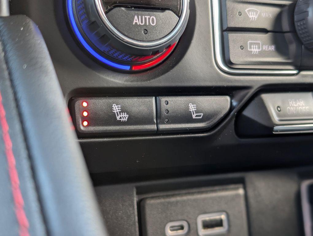 used 2022 Chevrolet Suburban car, priced at $51,999