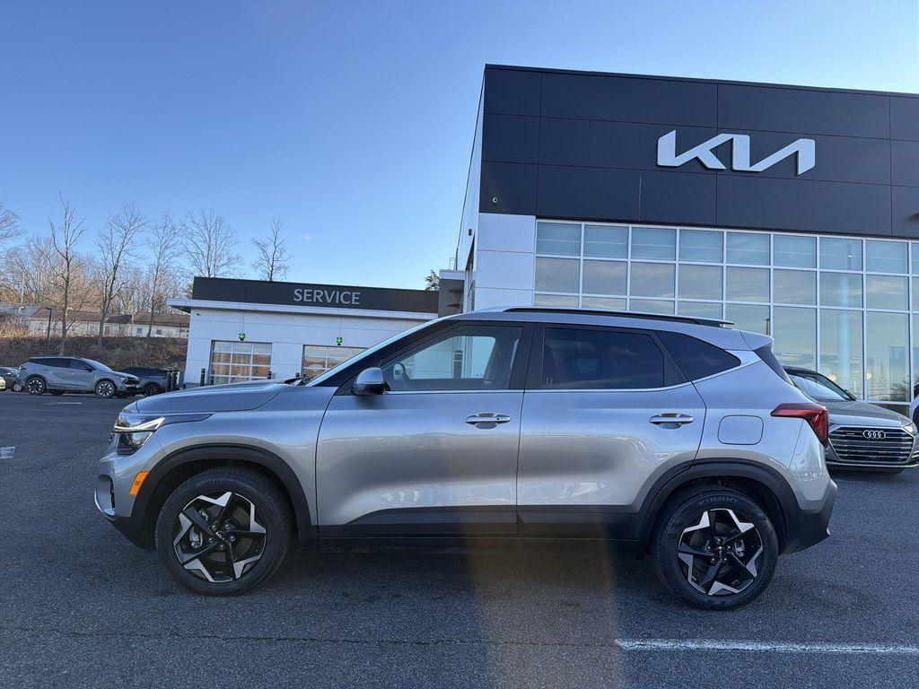 used 2024 Kia Seltos car, priced at $23,999