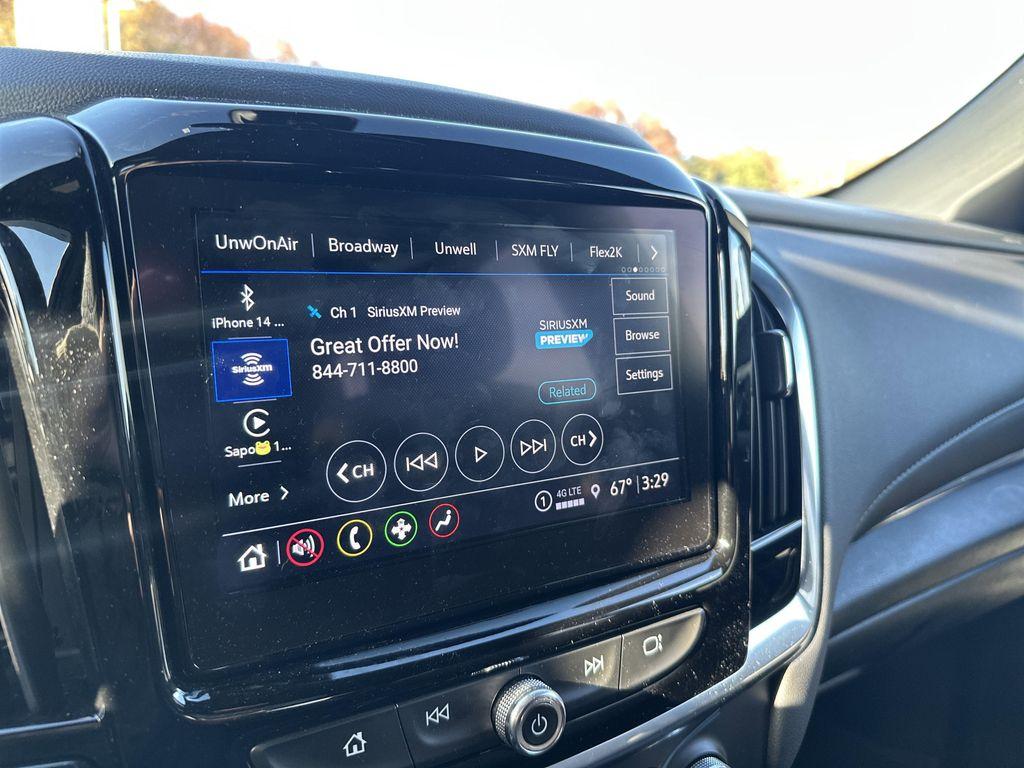 used 2023 Chevrolet Traverse car, priced at $27,699