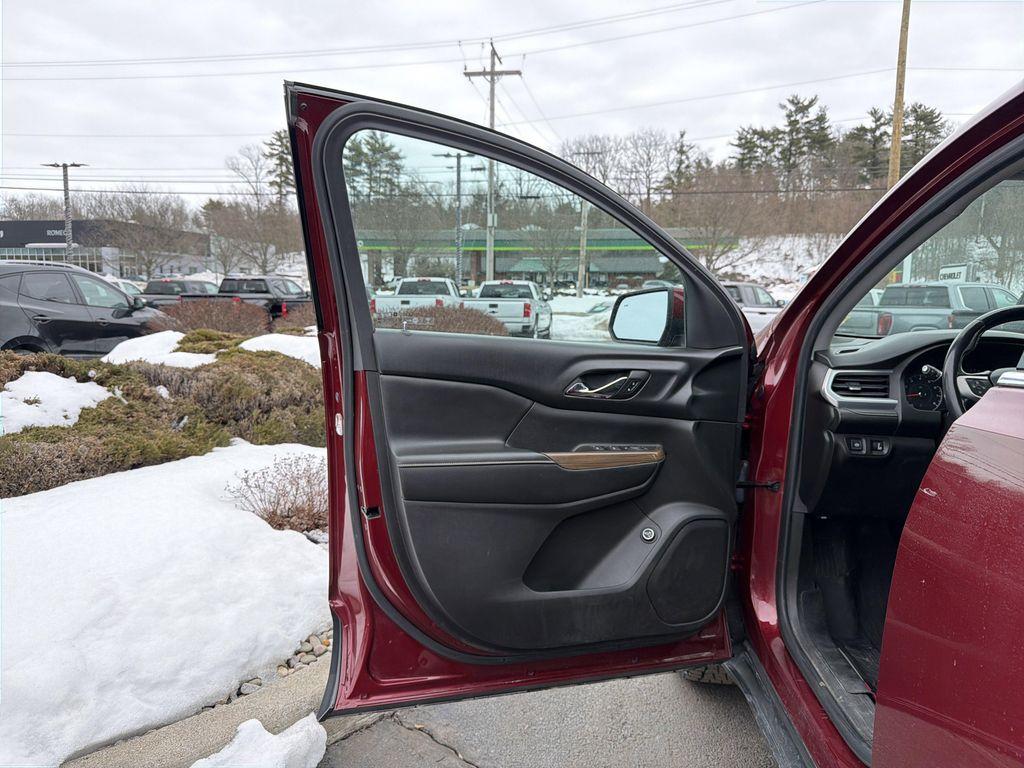 used 2018 GMC Acadia car, priced at $13,999