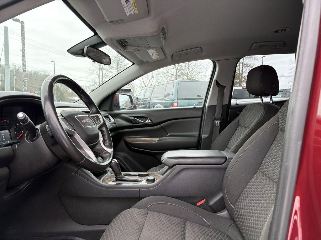 used 2018 GMC Acadia car, priced at $13,999