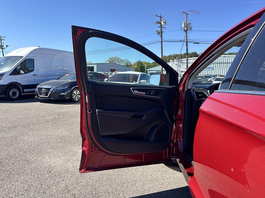 used 2023 Ford Edge car, priced at $19,299