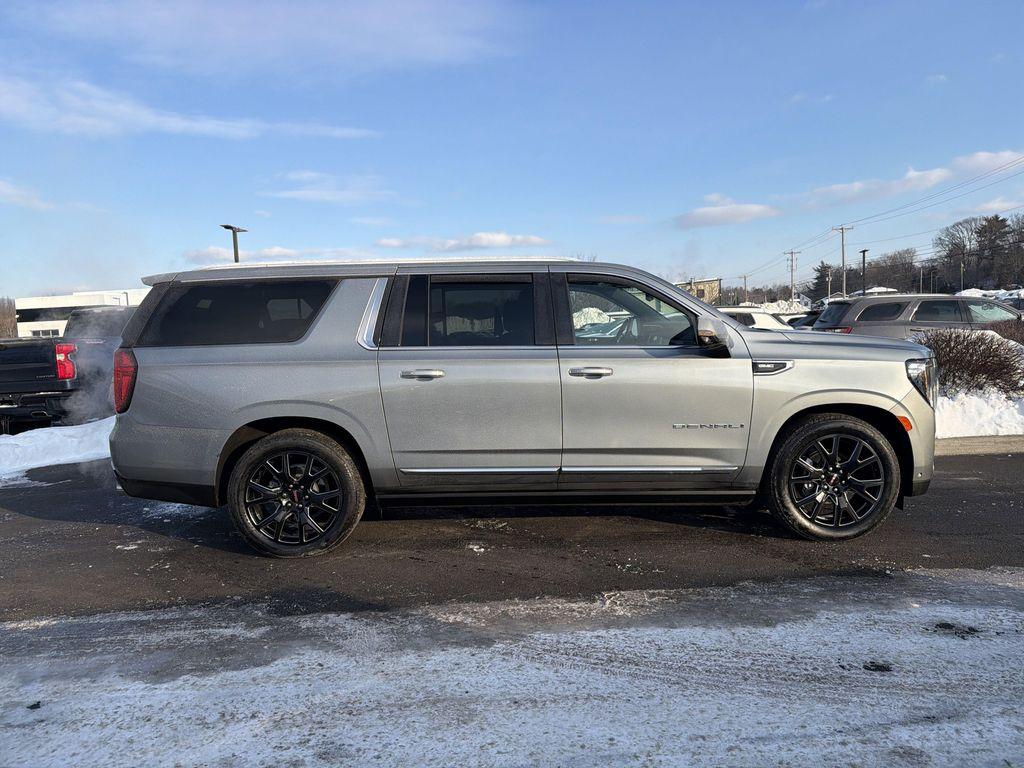 used 2024 GMC Yukon XL car, priced at $78,999