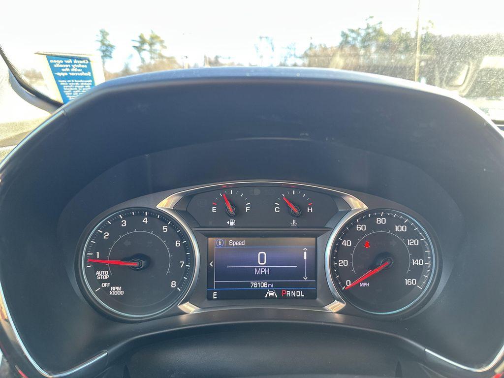 used 2022 Chevrolet Equinox car, priced at $16,999