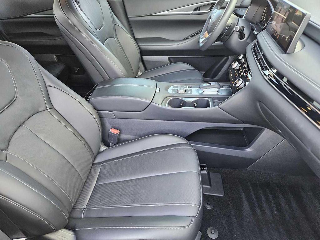 used 2025 INFINITI QX60 car, priced at $42,999