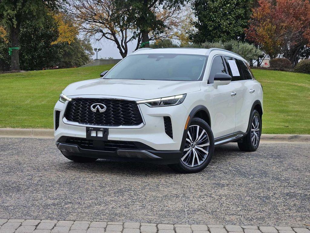 used 2023 INFINITI QX60 car, priced at $39,999