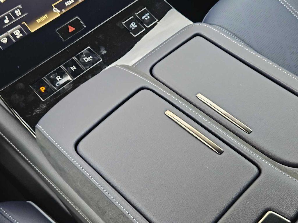 new 2026 INFINITI QX80 car, priced at $106,825