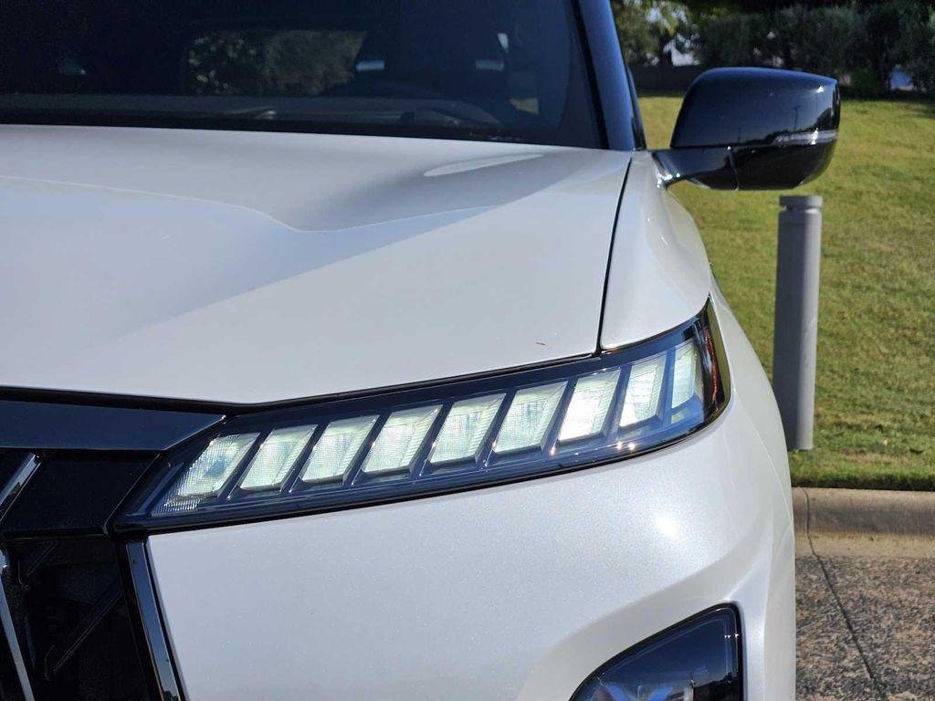 new 2026 INFINITI QX80 car, priced at $106,525