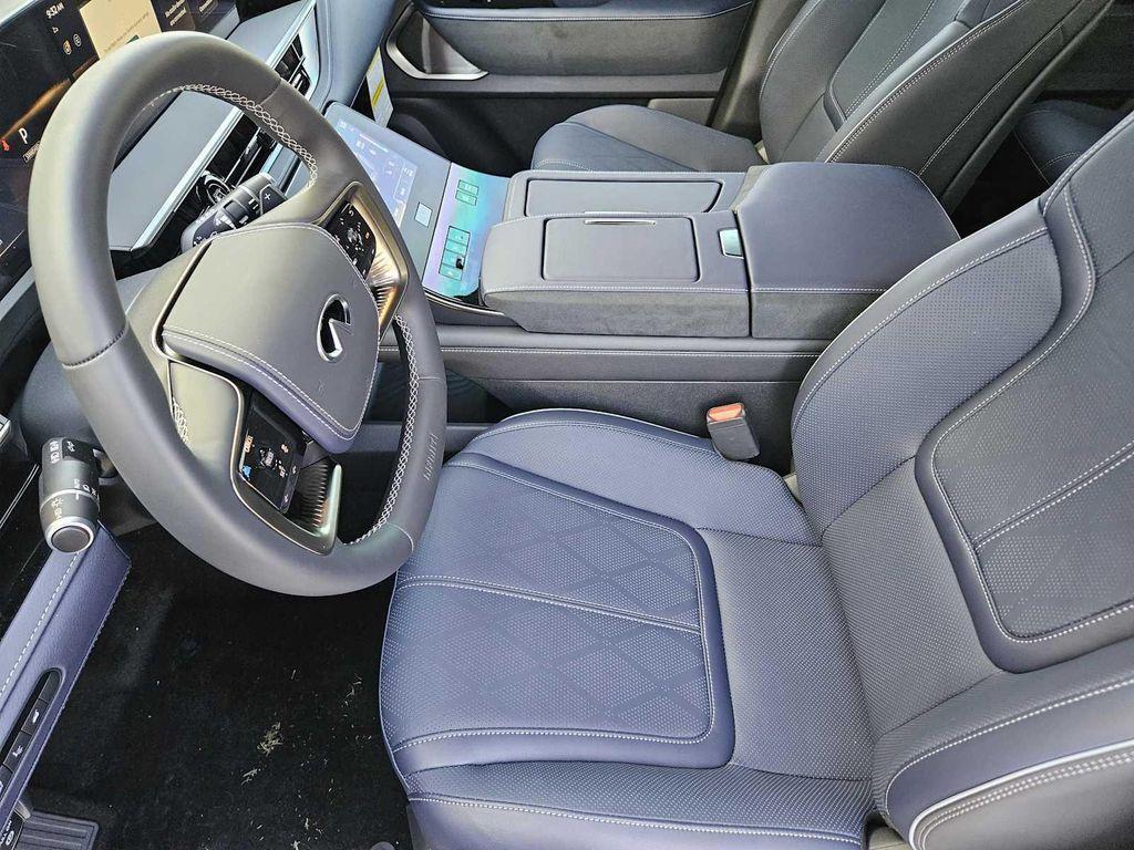 new 2026 INFINITI QX80 car, priced at $106,525