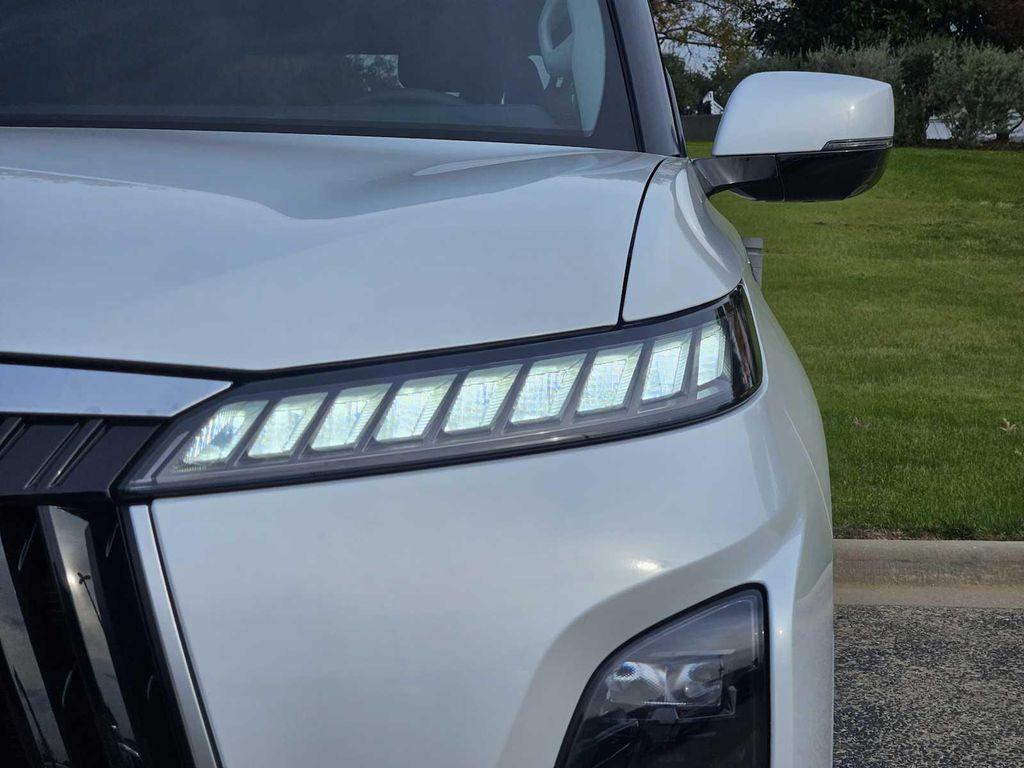 new 2026 INFINITI QX80 car, priced at $90,800