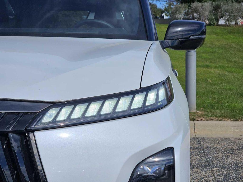 new 2026 INFINITI QX80 car, priced at $116,860