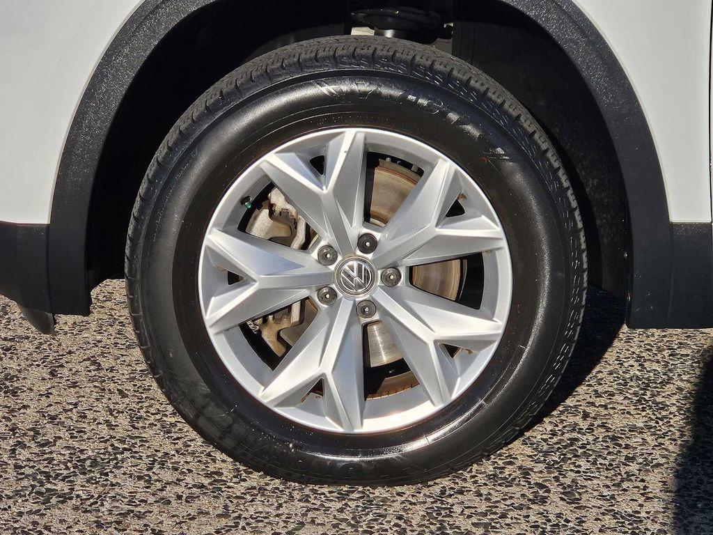 used 2018 Volkswagen Atlas car, priced at $13,999