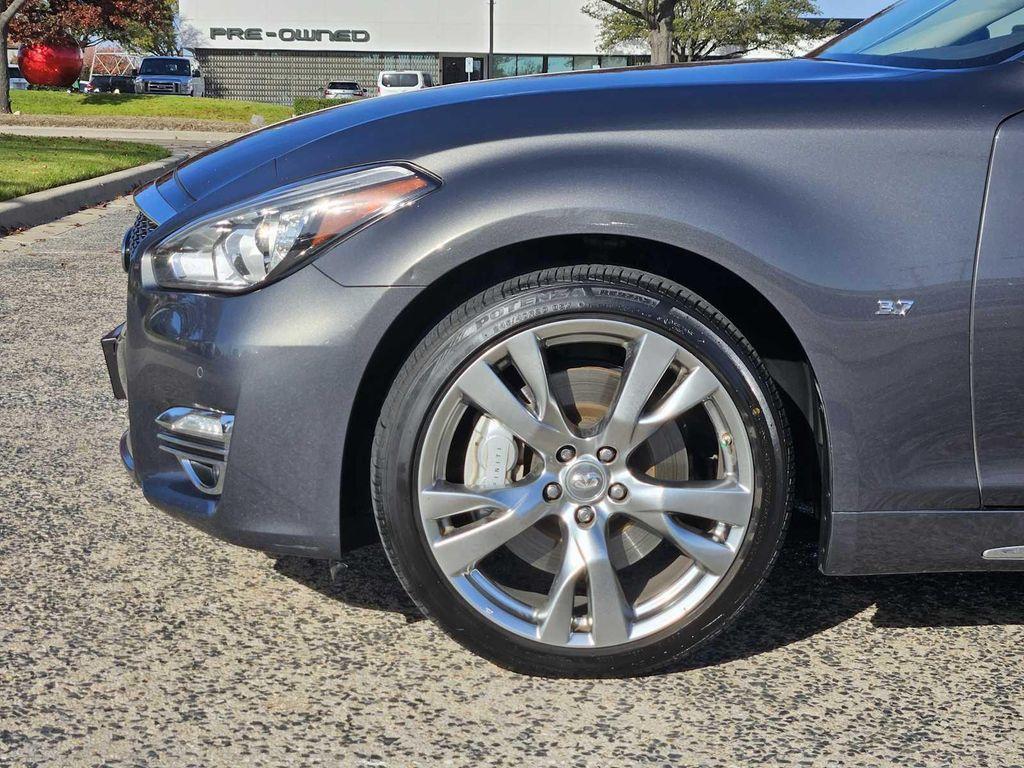 used 2015 INFINITI Q70L car, priced at $16,999
