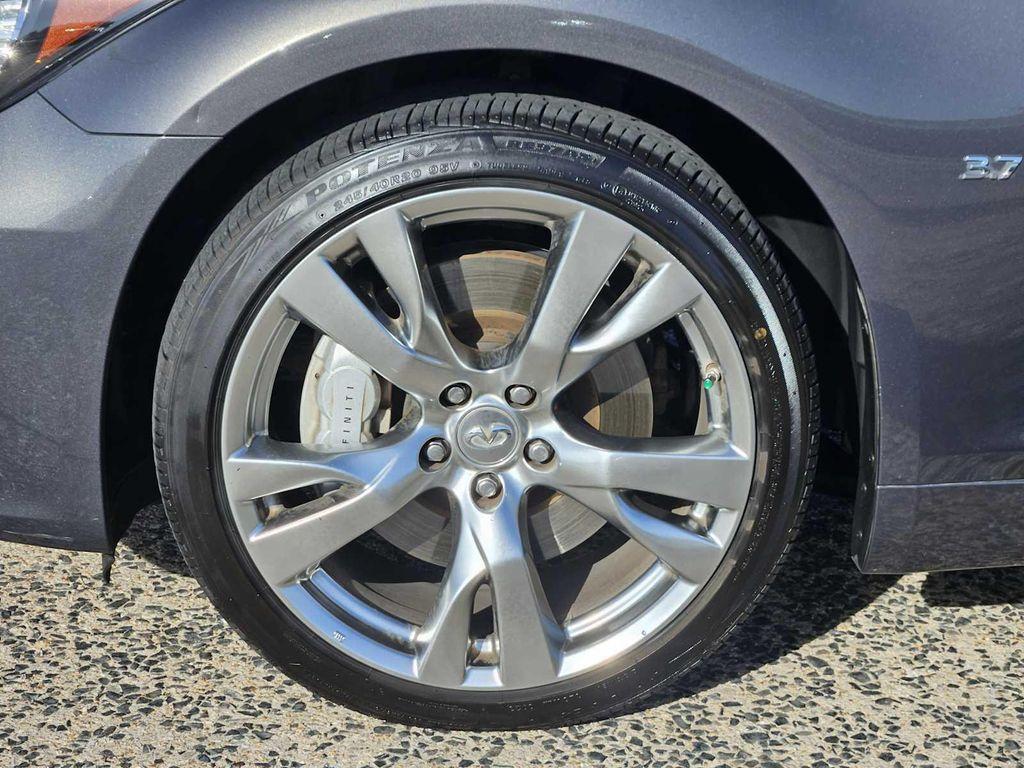 used 2015 INFINITI Q70L car, priced at $16,999