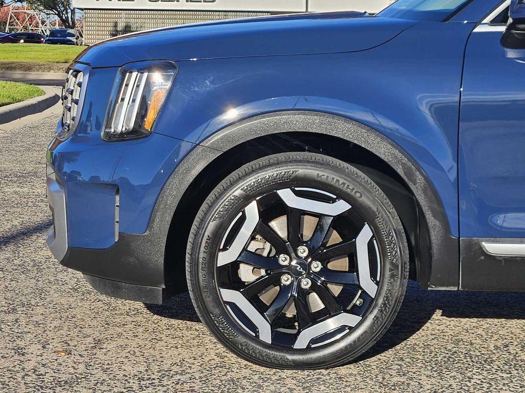 used 2023 Kia Telluride car, priced at $28,997