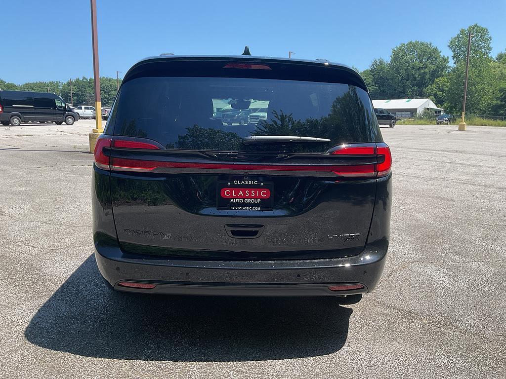 new 2027 Chrysler Pacifica car, priced at $55,848