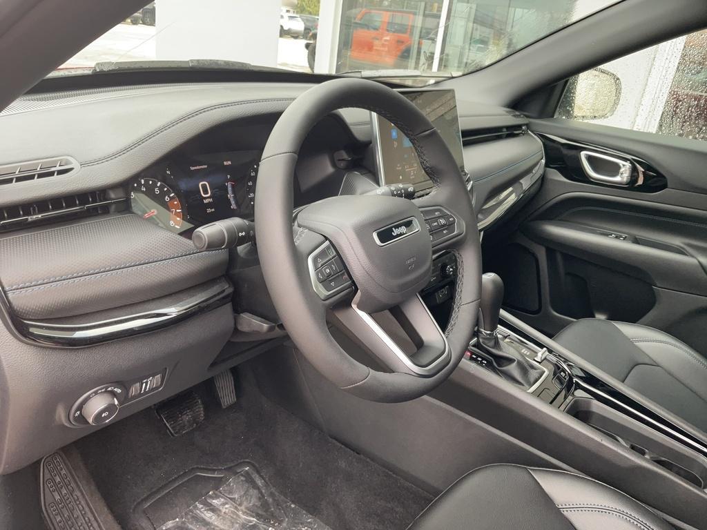 new 2026 Jeep Compass car, priced at $37,633