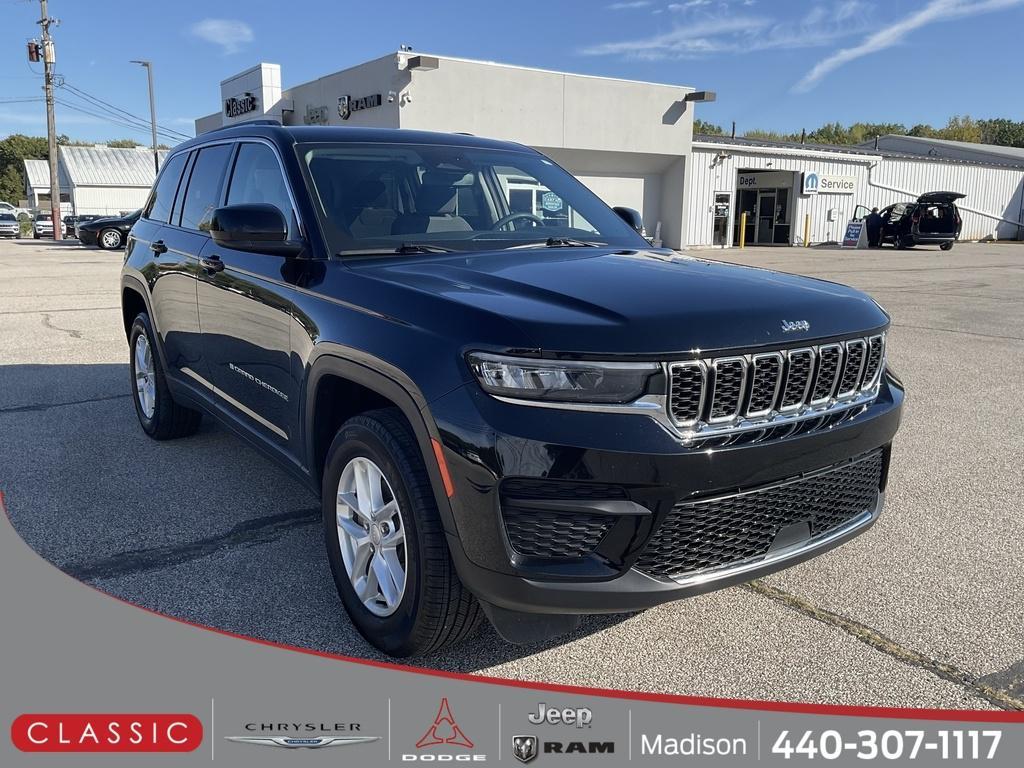 used 2023 Jeep Grand Cherokee car, priced at $29,990