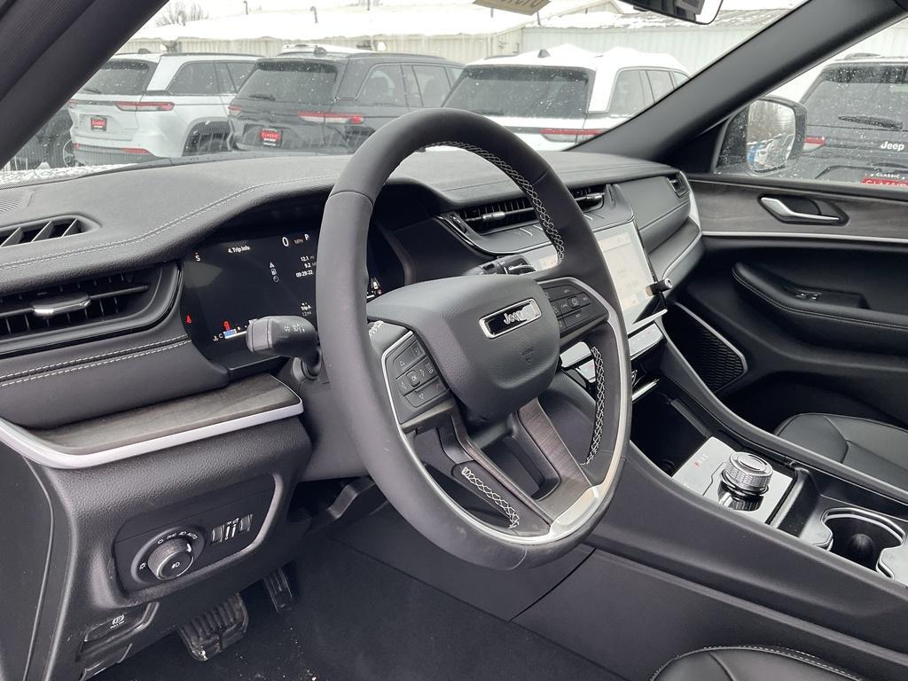 new 2026 Jeep Grand Cherokee car, priced at $50,210