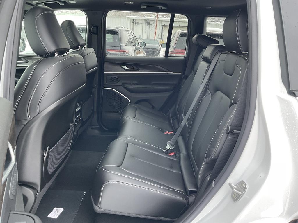 new 2026 Jeep Grand Cherokee car, priced at $50,210