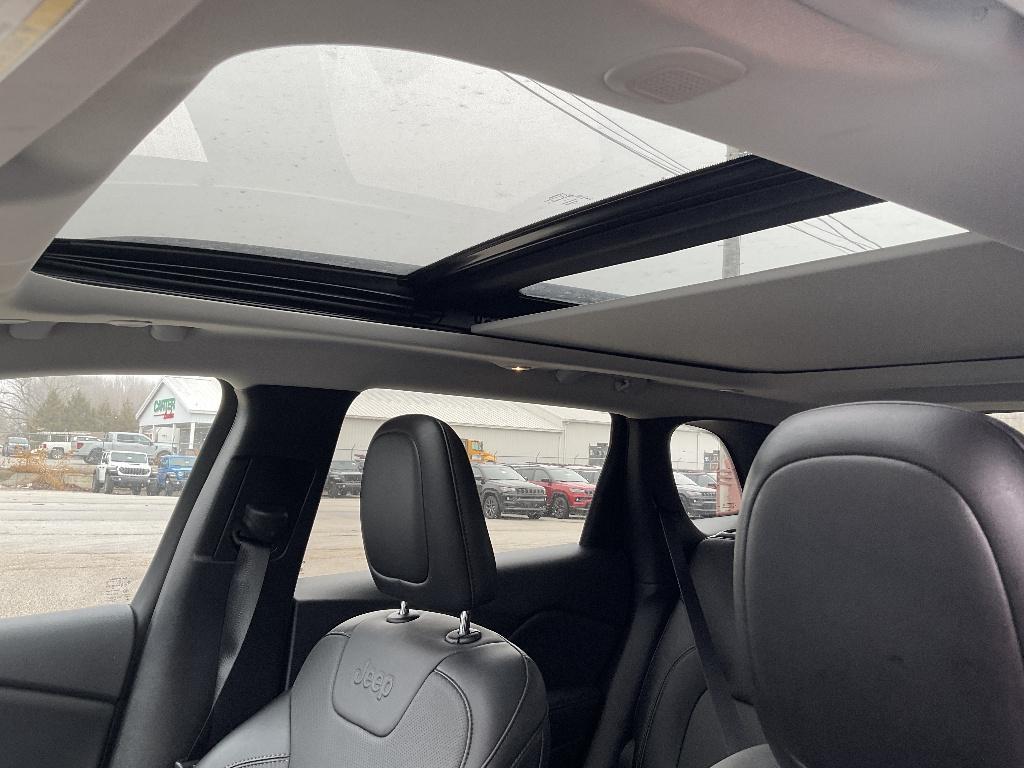 used 2022 Jeep Cherokee car, priced at $26,990