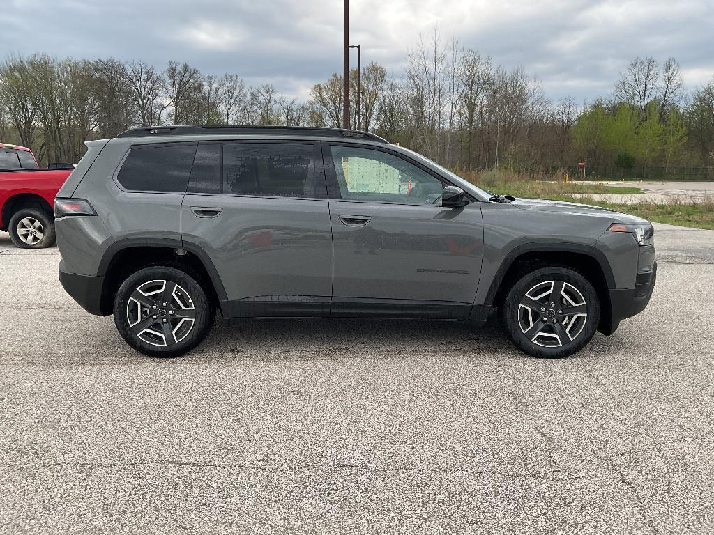 new 2026 Jeep Cherokee car, priced at $41,758