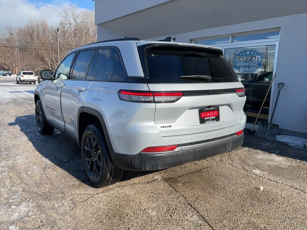 new 2026 Jeep Grand Cherokee car, priced at $48,750
