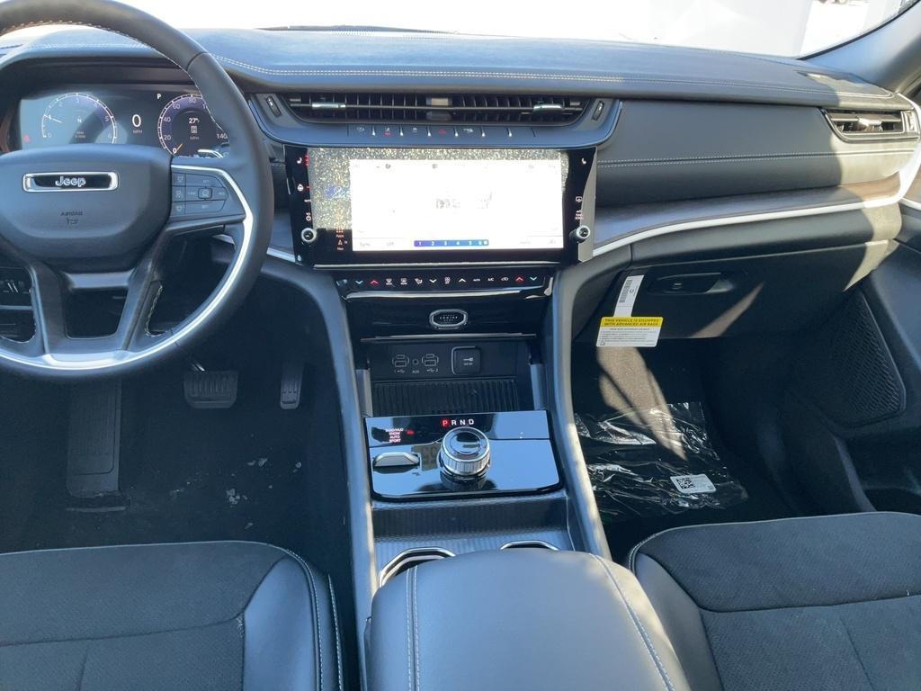 new 2026 Jeep Grand Cherokee car, priced at $48,750