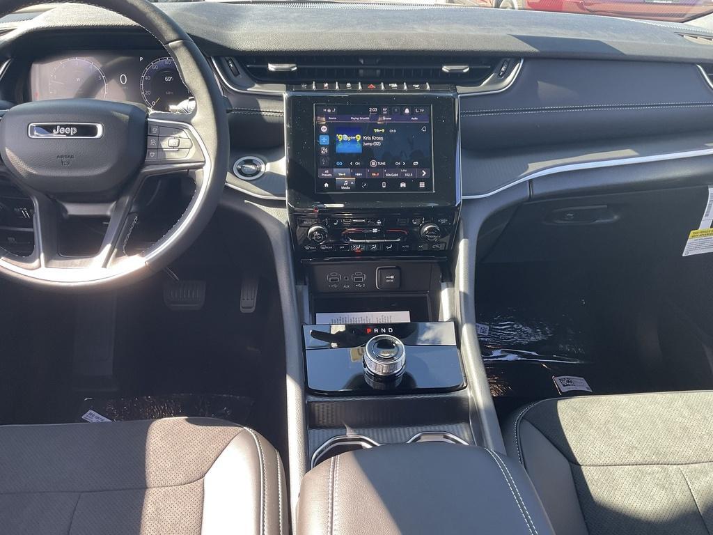 new 2025 Jeep Grand Cherokee L car, priced at $45,898