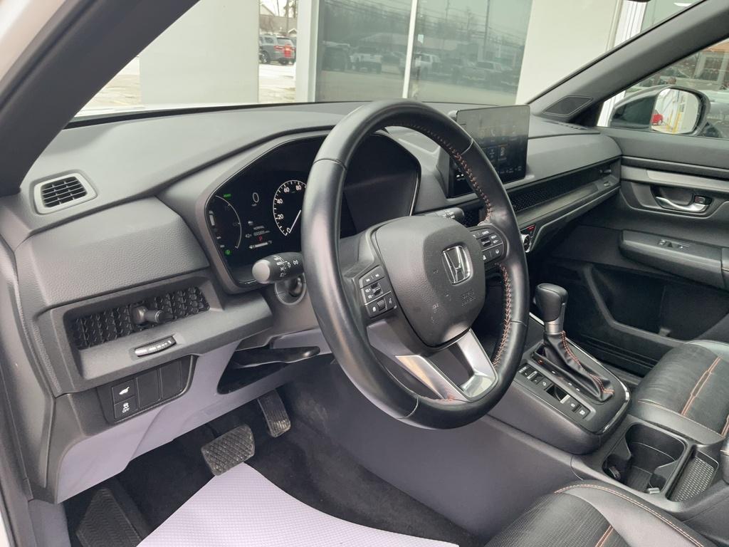 used 2025 Honda CR-V Hybrid car, priced at $33,990