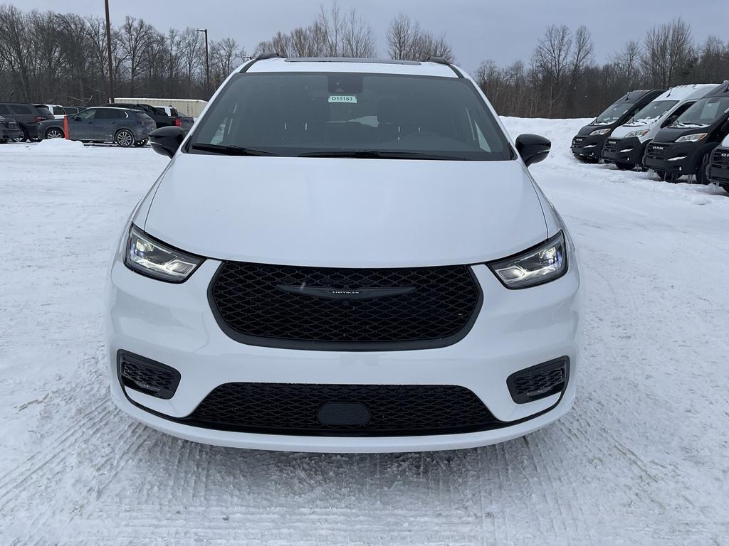 new 2026 Chrysler Pacifica car, priced at $52,945