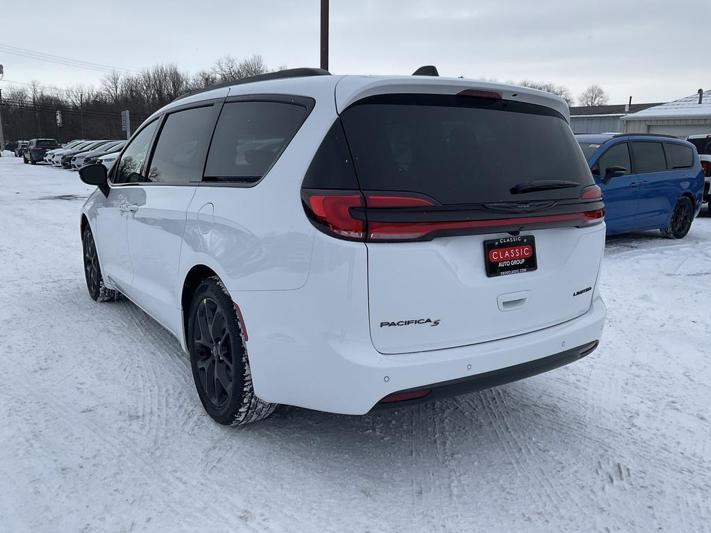 new 2026 Chrysler Pacifica car, priced at $52,945