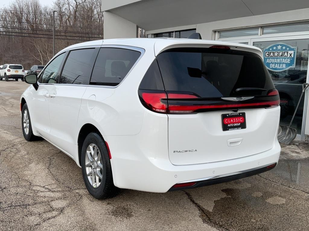 new 2026 Chrysler Pacifica car, priced at $43,165