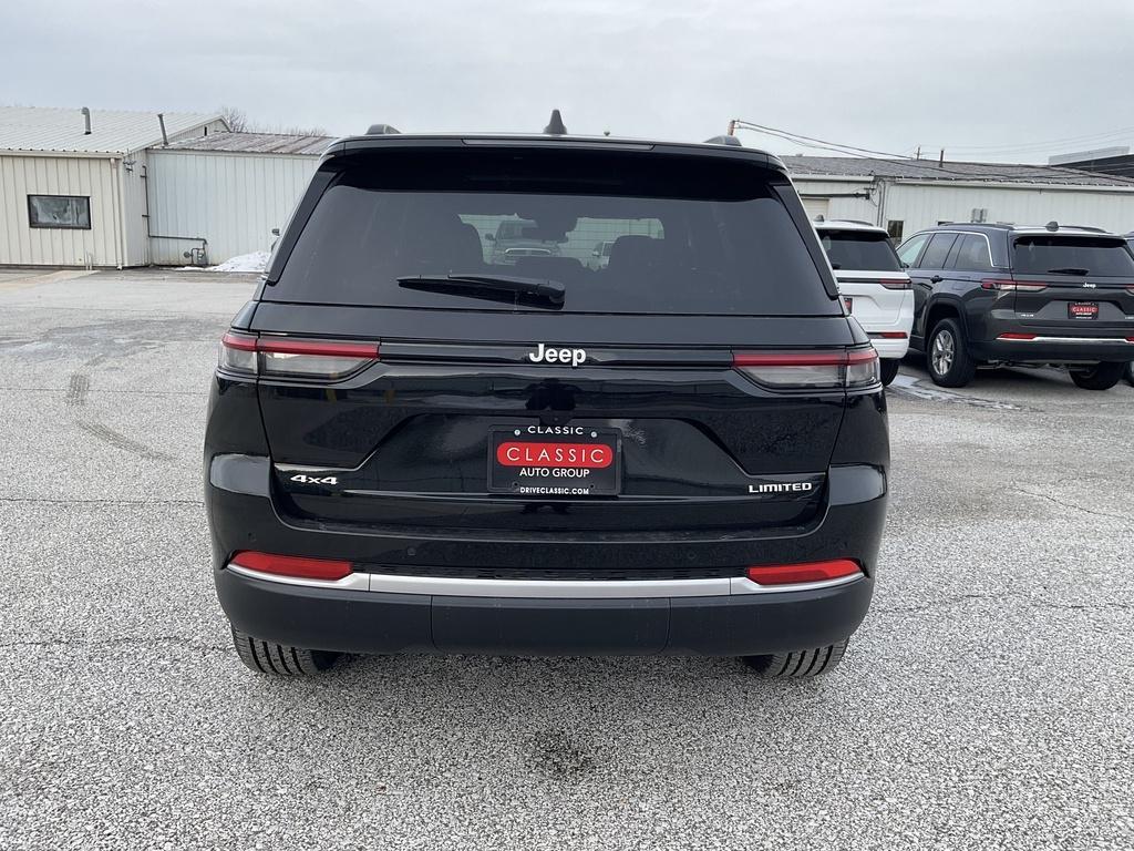new 2026 Jeep Grand Cherokee car, priced at $49,580