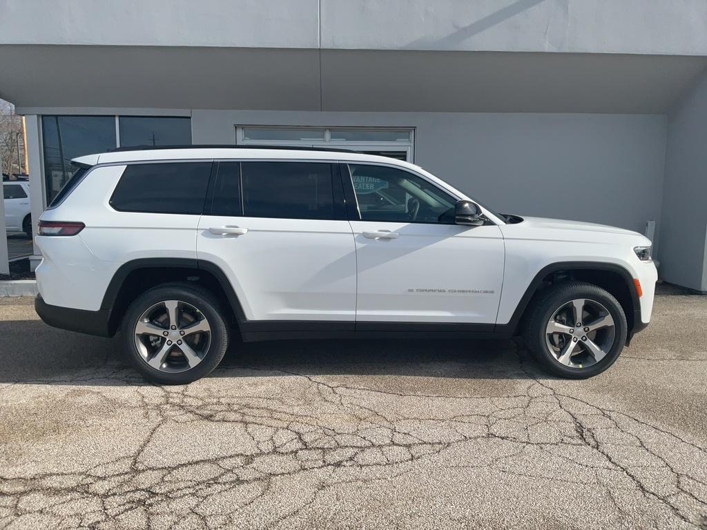 new 2026 Jeep Grand Cherokee L car, priced at $48,975