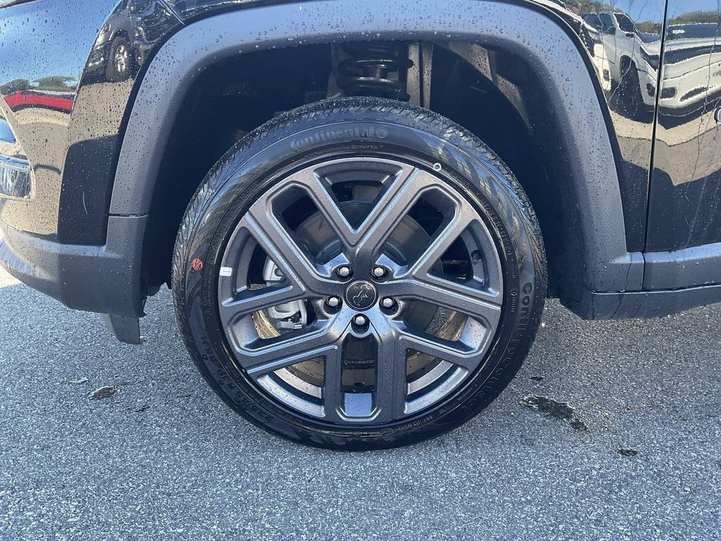 new 2026 Jeep Compass car, priced at $37,282